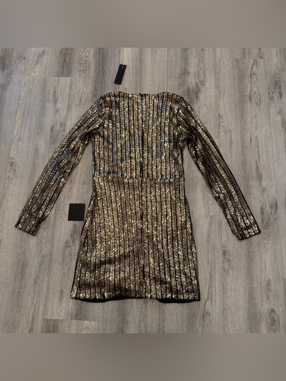 Lulus NWT Gold Sequin Long Sleeve Mini Cocktail Party Dress Large - Picture 2 of 2